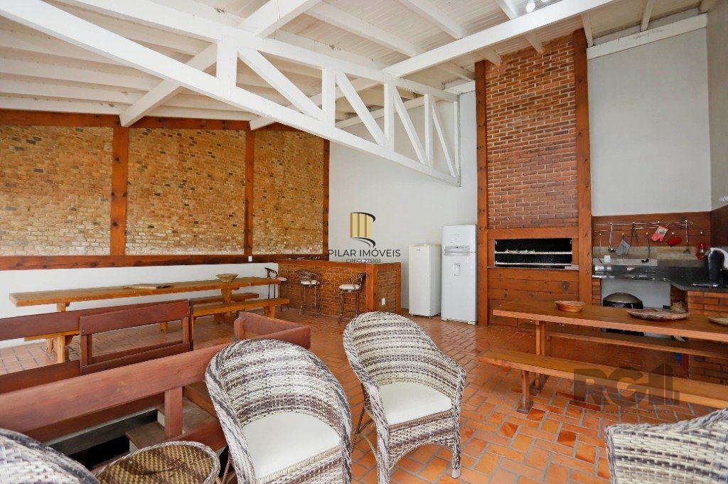 Casa 04 suítes no Bairro Ipanema em Porto Alegre