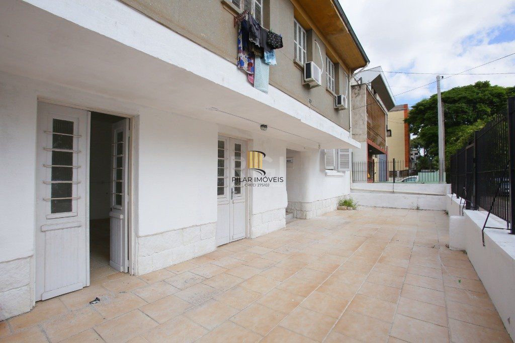 Prédio Comercial 2 dormitórios no bairro Navegantes