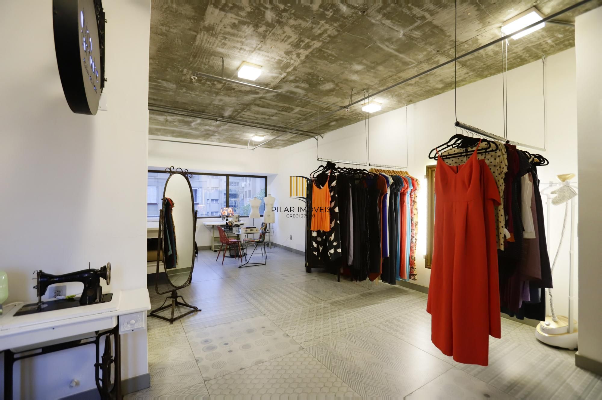 Sala Comercial 1 dormitório no bairro Bom Fim