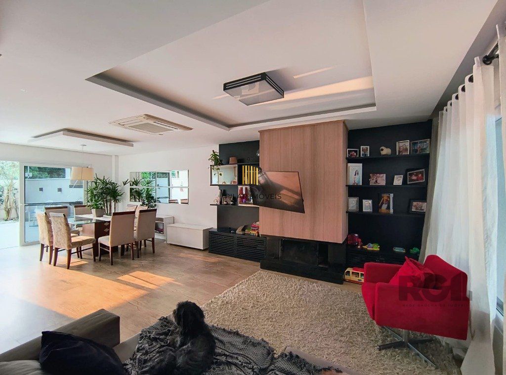 Casa 3 dormitórios no bairro Sarandi
