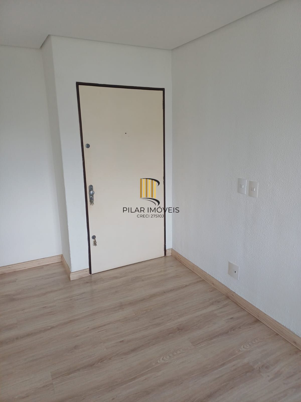 Apartamento 2 dormitórios no bairro Jardim Sabará