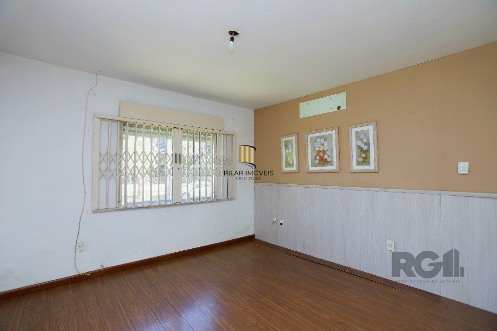 Casa 3 dormitórios no bairro Passo da Areia