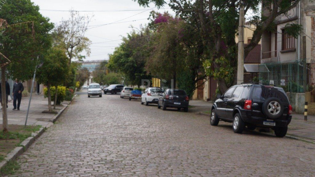 Terreno para Venda - 218m² no Bairro Floresta
