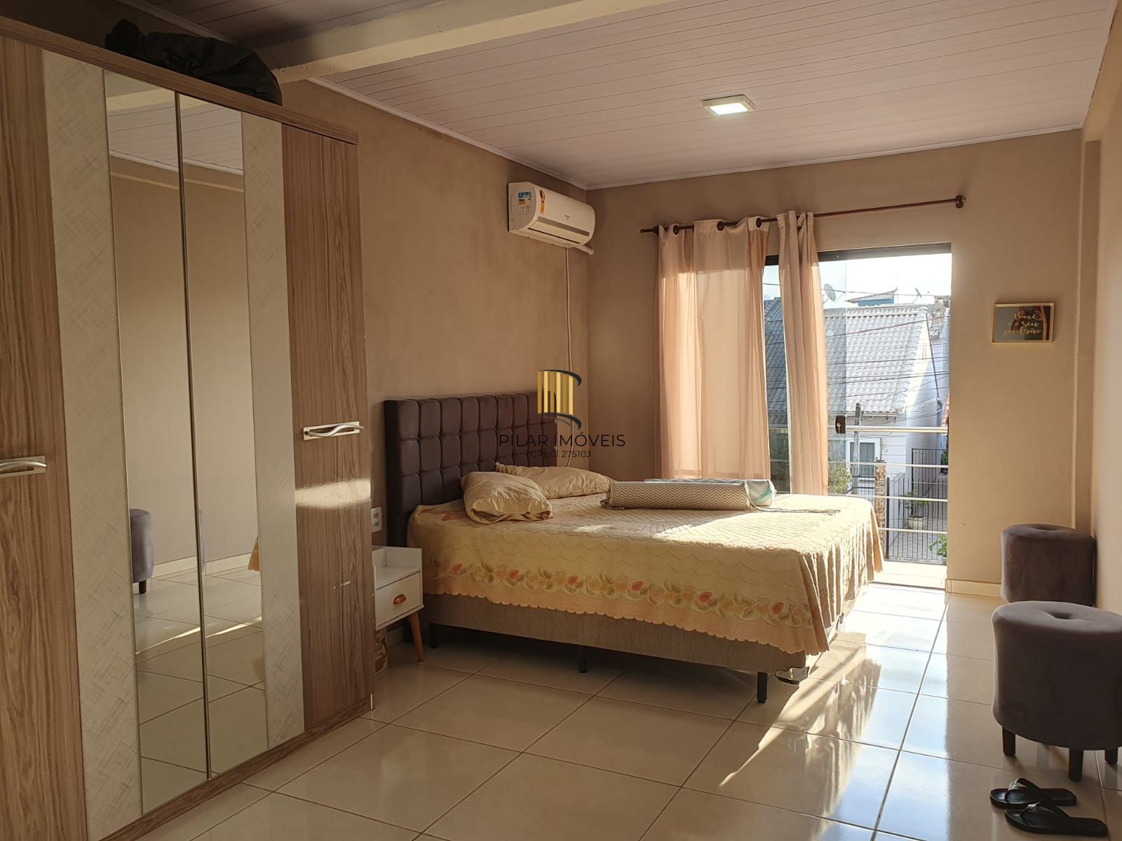 Casa, 3 Dormitórios, 2 Banheiros, 180m², Bairro Estância Velha, Canoas