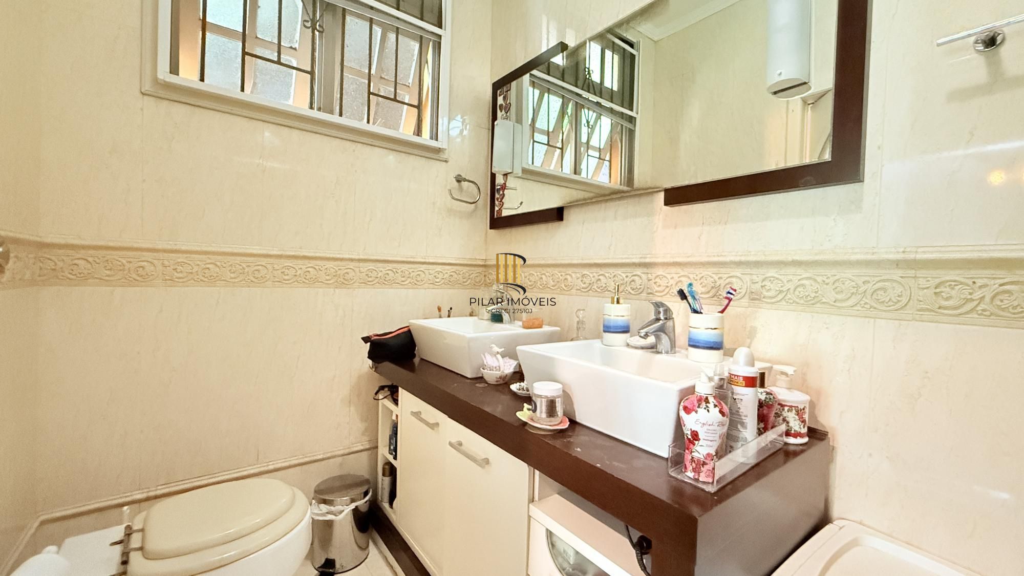 Casa 3 dormitórios no bairro Vila Assunção