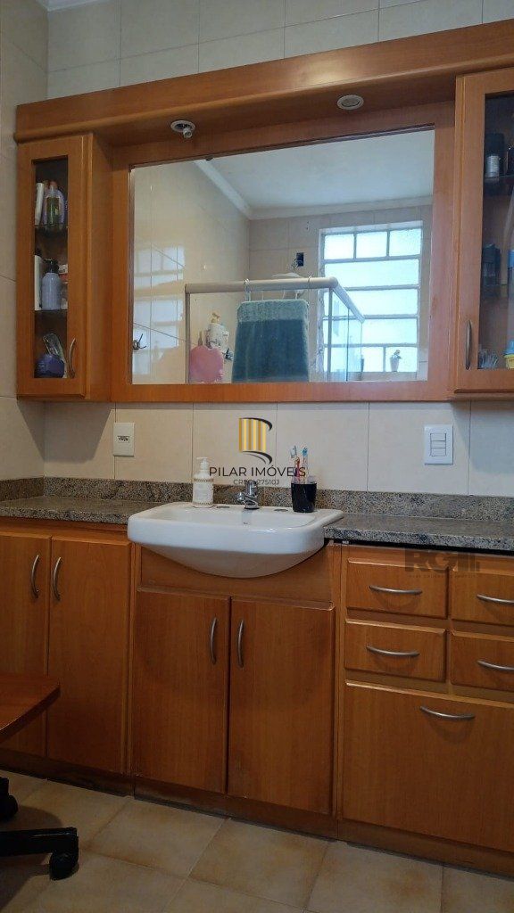 Apartamento 2 dormitórios no bairro Moinhos de Vento