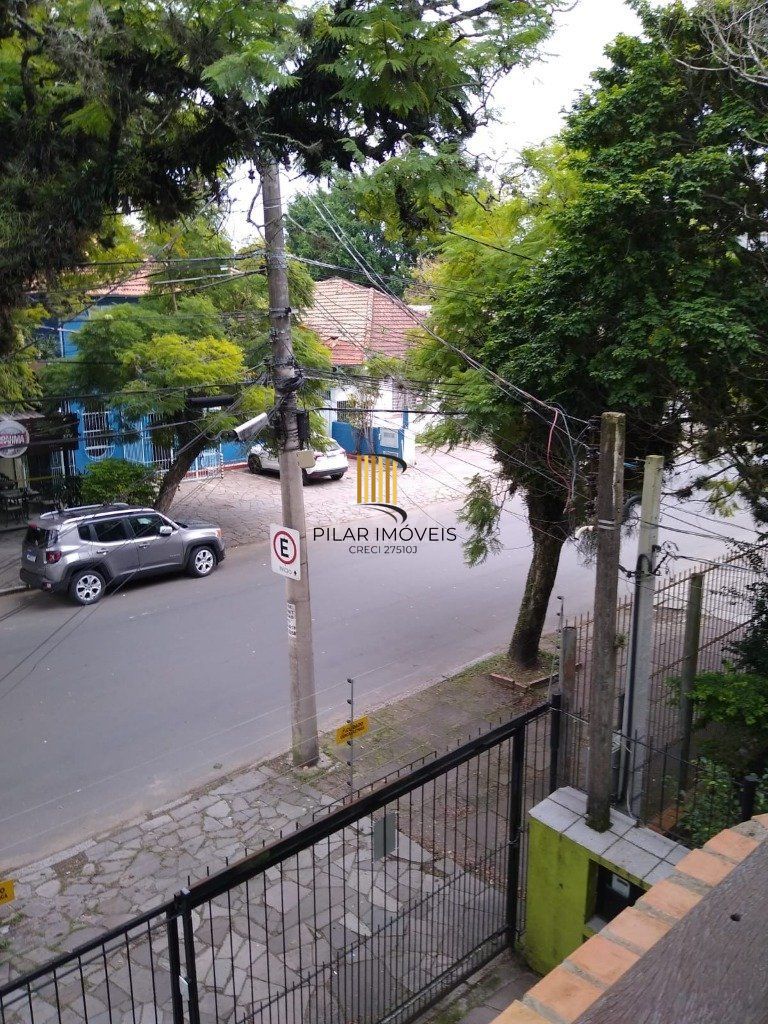 Casa para Venda - 265m², 5 dormitórios, sendo 2 suites, Floresta