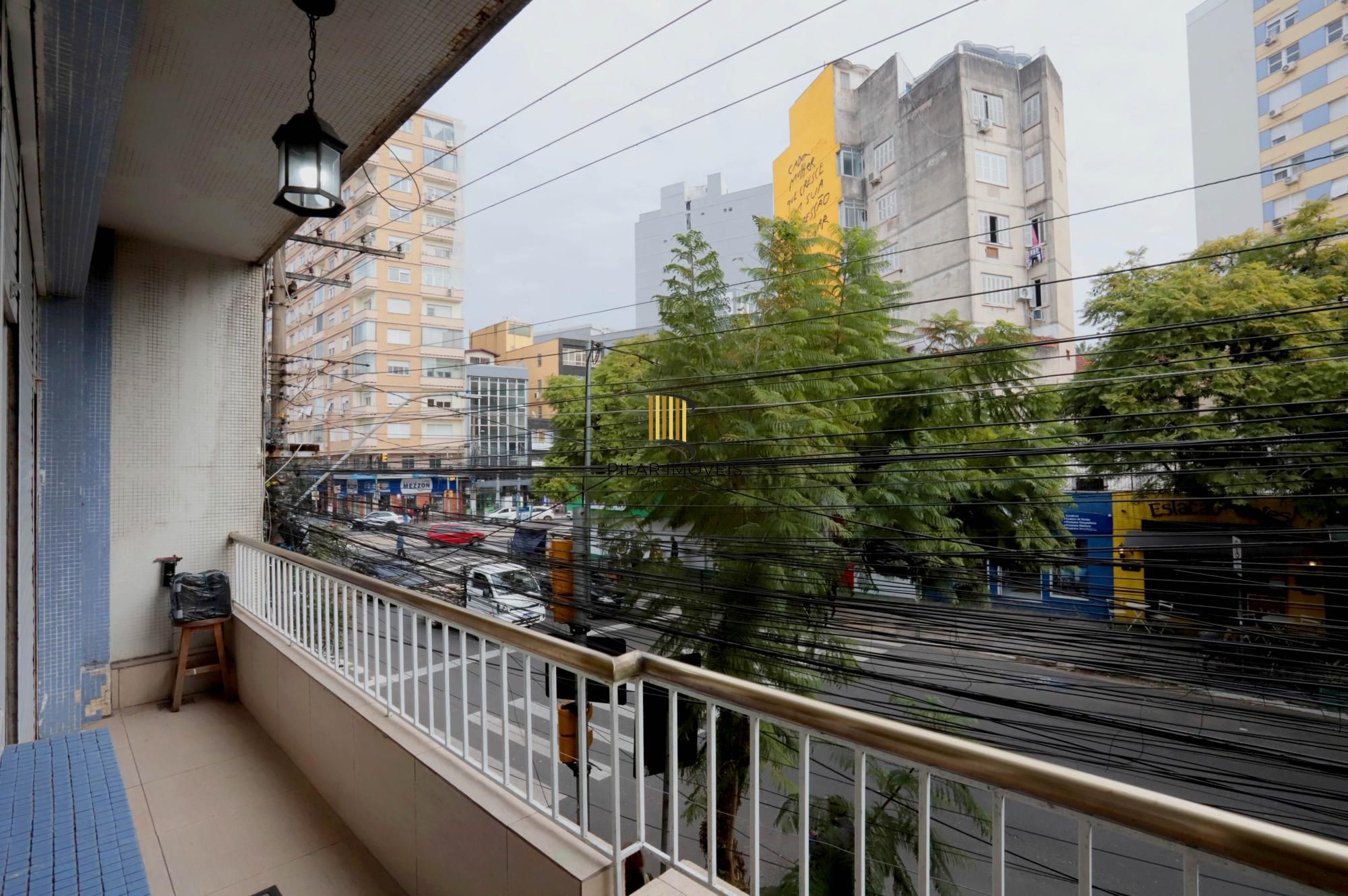 Apartamento 5 dormitórios no bairro Bom Fim