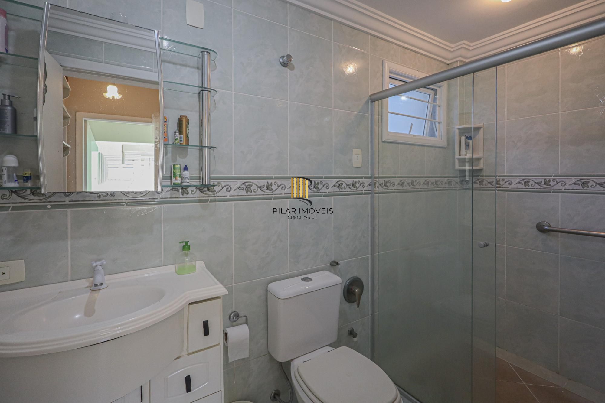 Residência de luxo ! Impecável.. 04 dormitórios , piscina / estuda dação