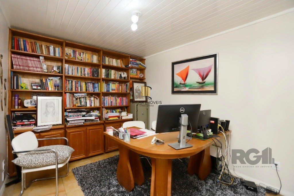 Casa 04 suítes no Bairro Ipanema em Porto Alegre