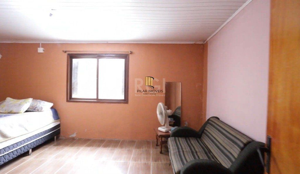 Casa para Venda - 180m², 3 dormitórios, sendo 1 suites, 3 vagas - Sarandi