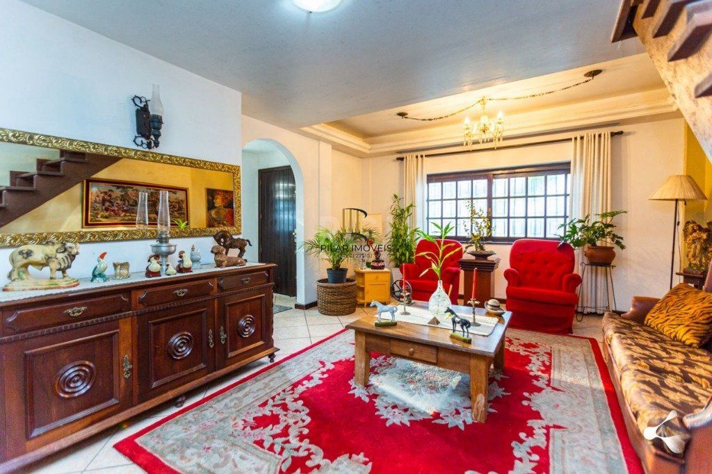 Casa para Venda - 231.27m², 3 dormitórios, sendo 1 suites, 3 vagas - Cristal - Pilar Imóveis