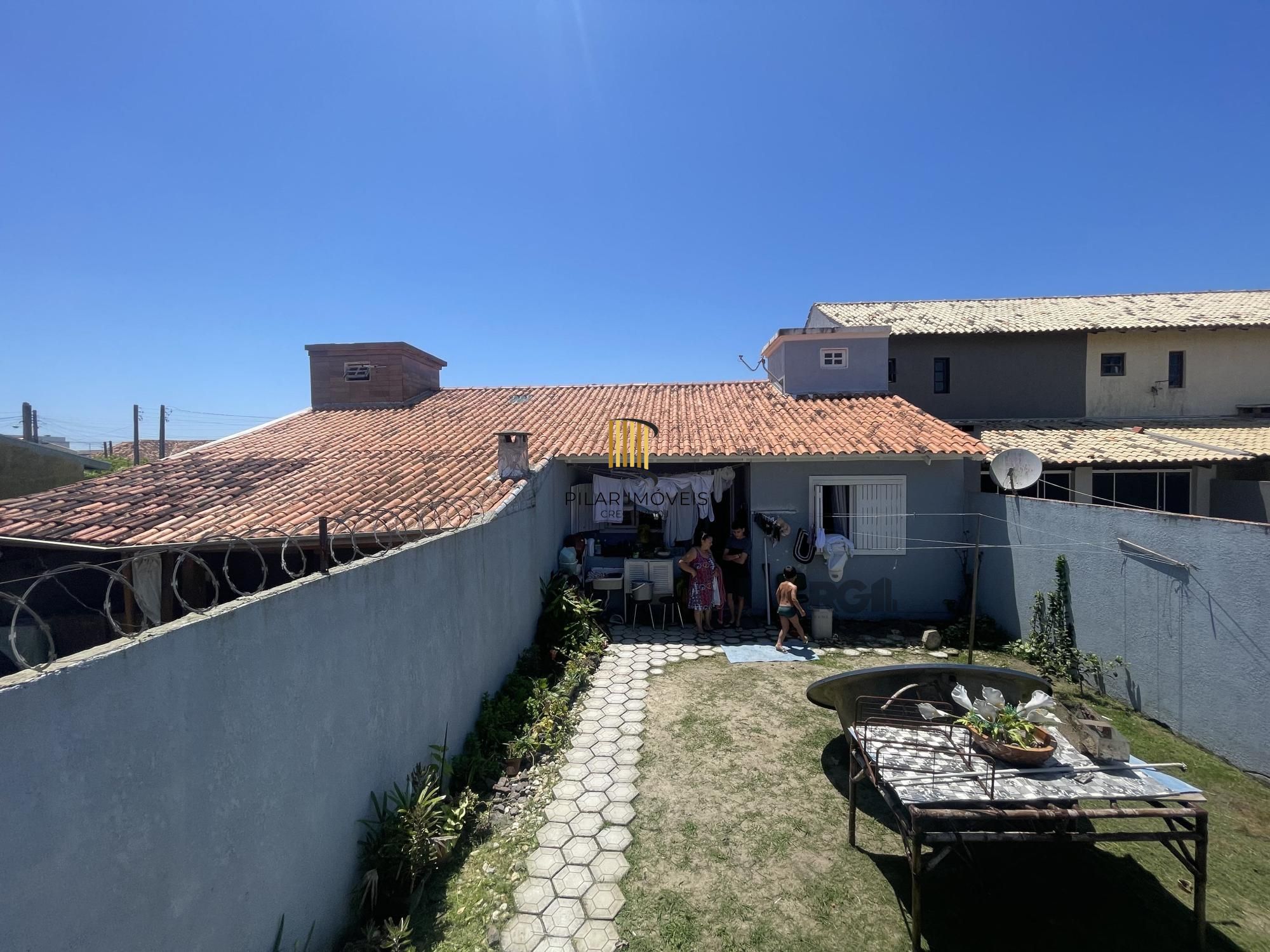 Casa 2 dormitórios no bairro Centro
