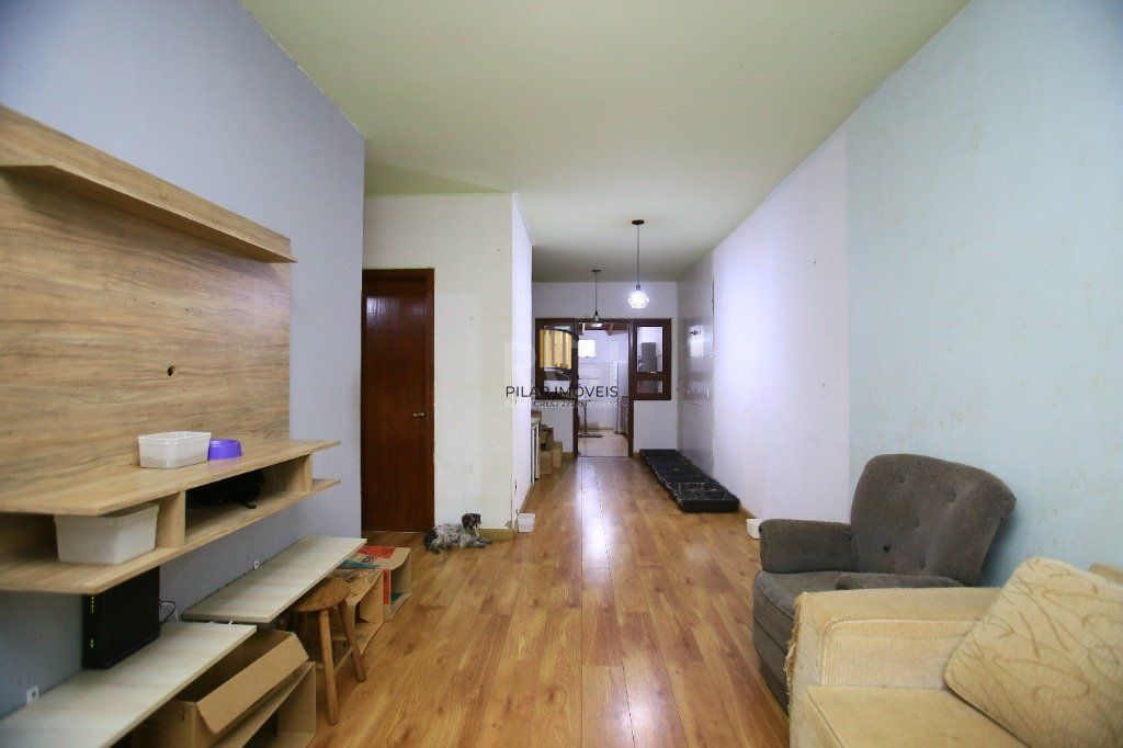 Casa 2 dormitórios no bairro Hípica