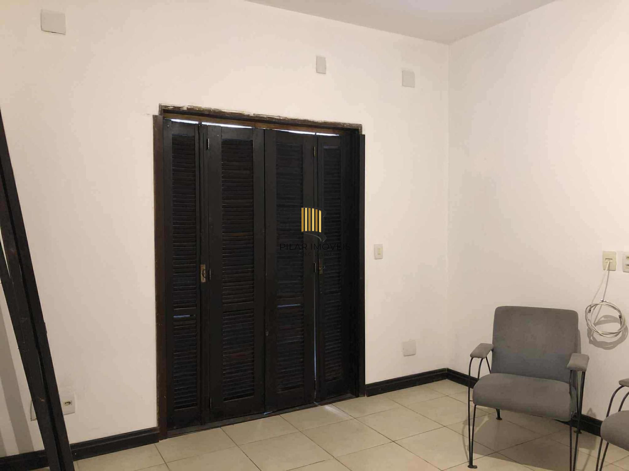 Apartamento de 3 Dormitórios, 111m² Bairro Floresta em Porto Alegre, RS