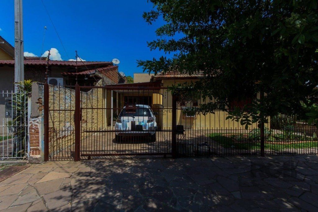 Casa 2 dormitórios no bairro Harmonia