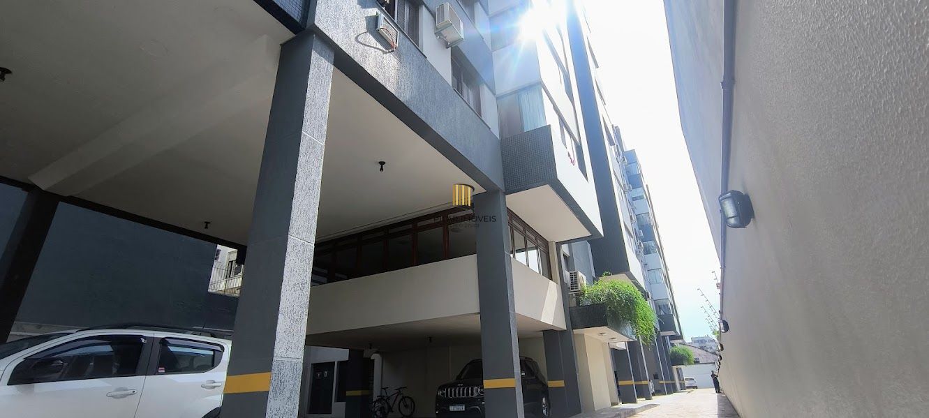 Apartamento 02 dormitórios no Menino Deus