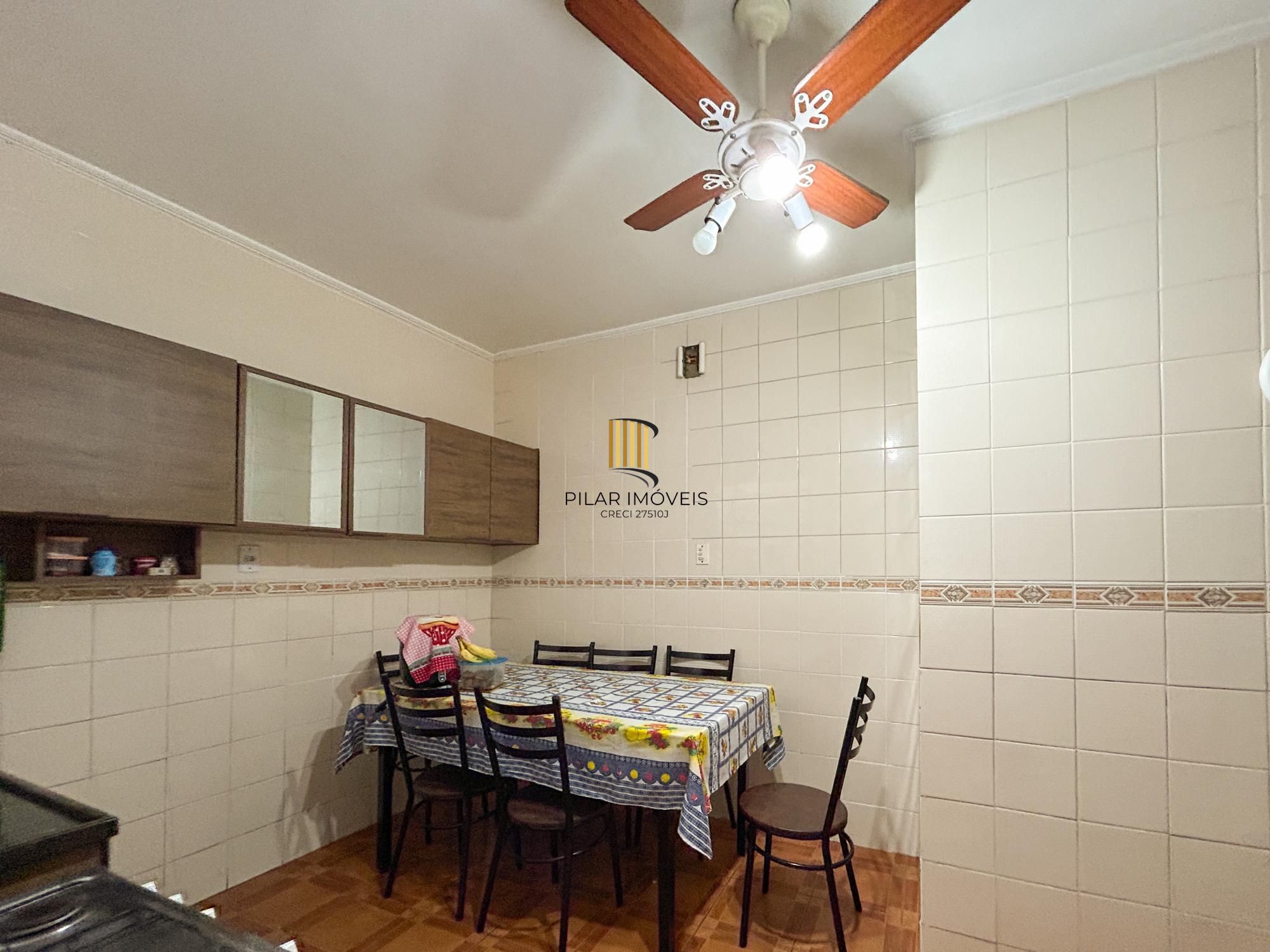Apartamento de 3 dormitórios à Venda na Rua Dona Leopoldina.