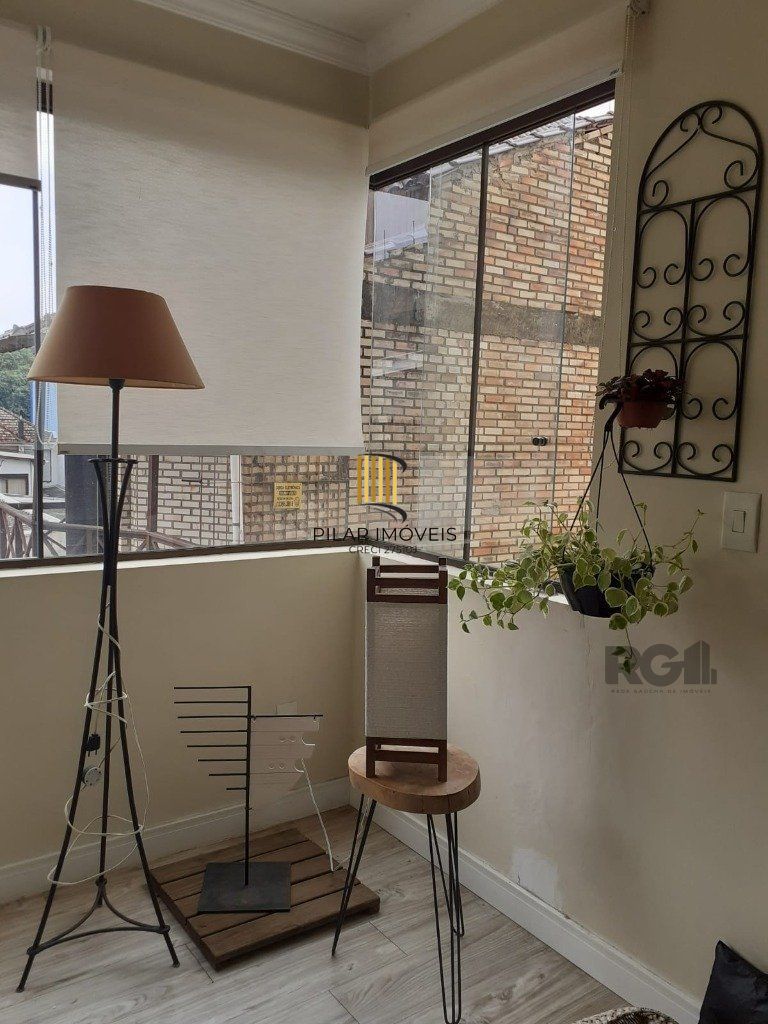 Apartamento 2 dormitórios no bairro Cidade Baixa