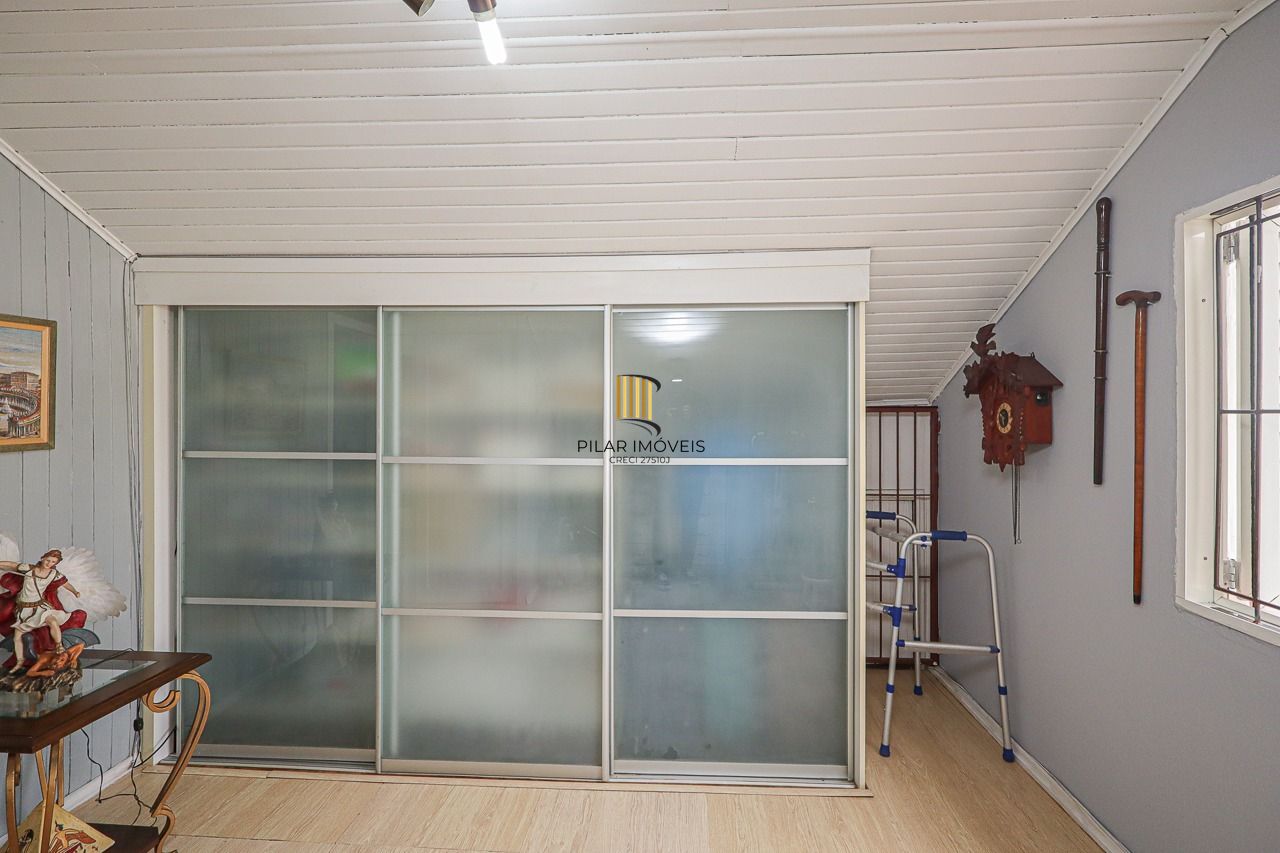Casa a venda, 3 quartos sendo 1 suíte, 166m² no bairro Passo da areia, Porto Alegre