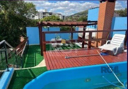 Casa de Luxo no Teresópolis - 6 Quartos e Espaço para Festas!