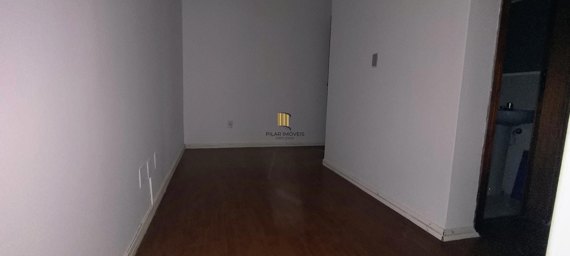 CONJUNTO  COMERCIAL  NA  AVENIDA CRISTÓVÃO COLOMBO