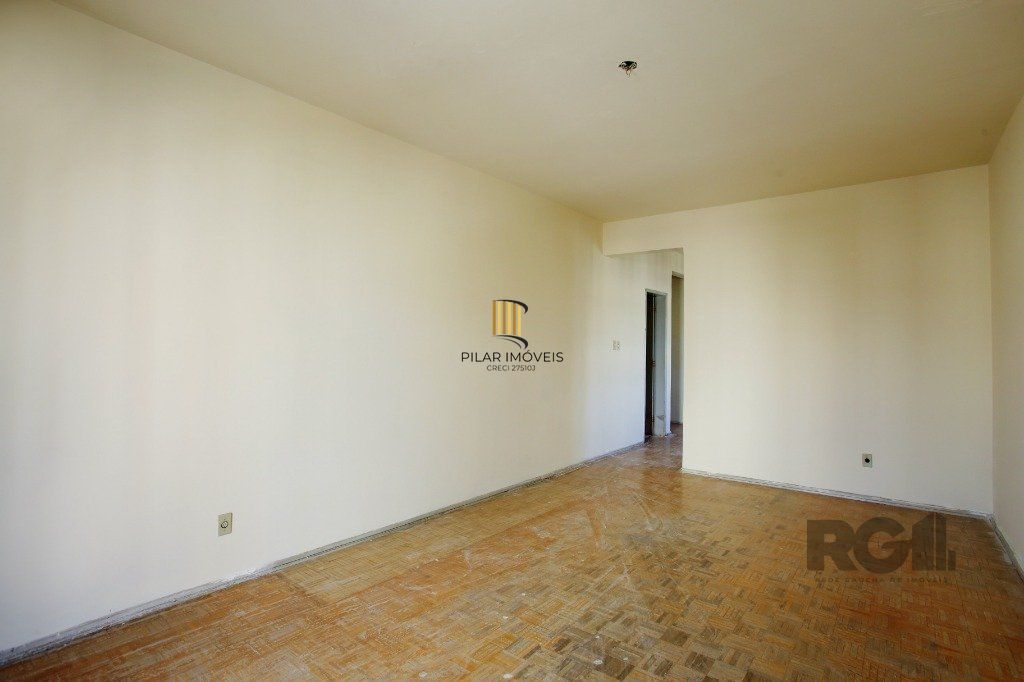 Vendo excelente cobertura com vista cinematografia, no Bairro Floresta.