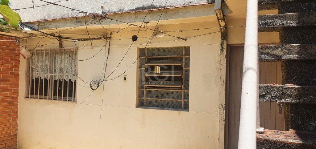 Casa 3 dormitórios no bairro Passo da Areia