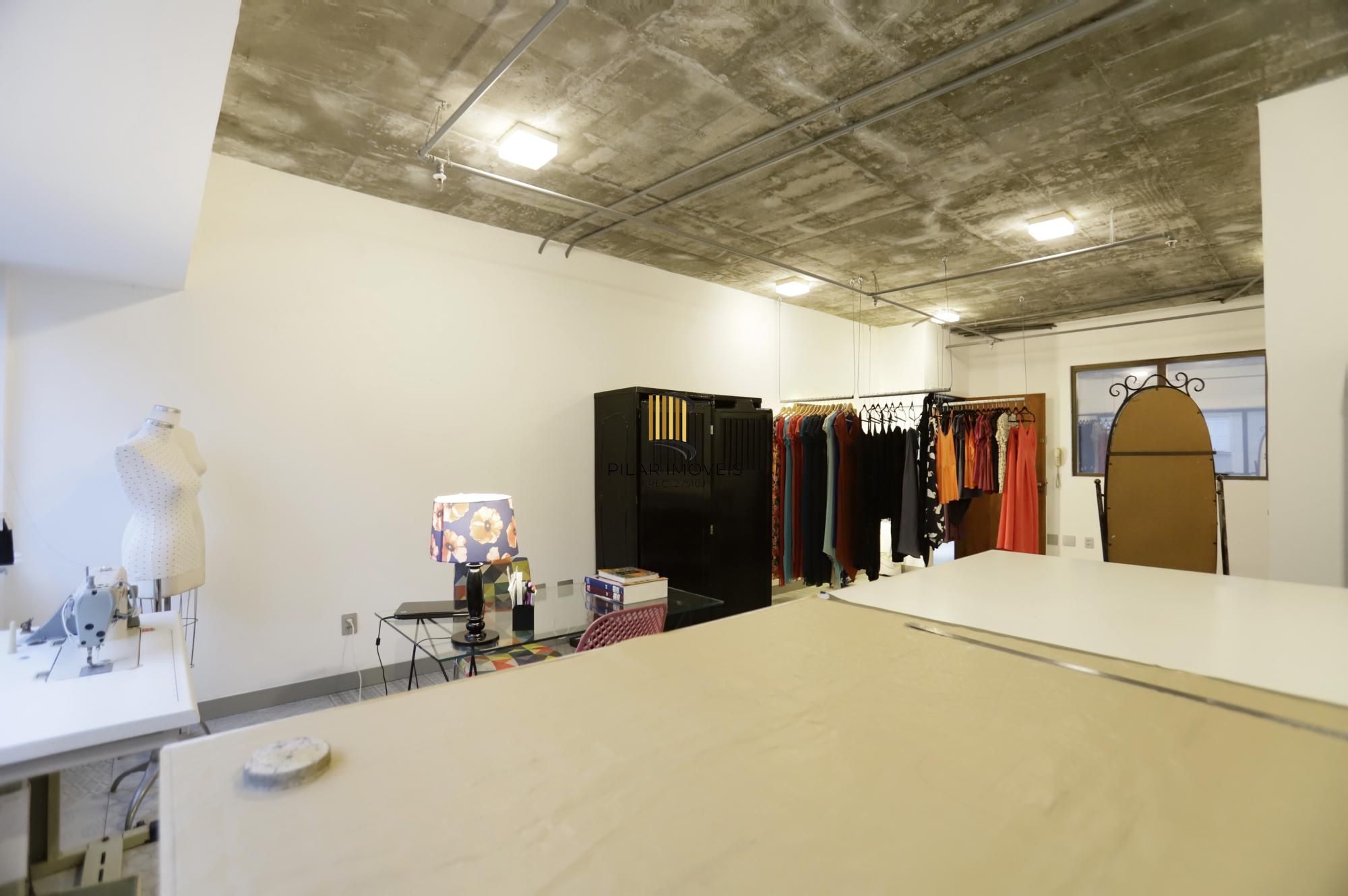 Sala Comercial 1 dormitório no bairro Bom Fim