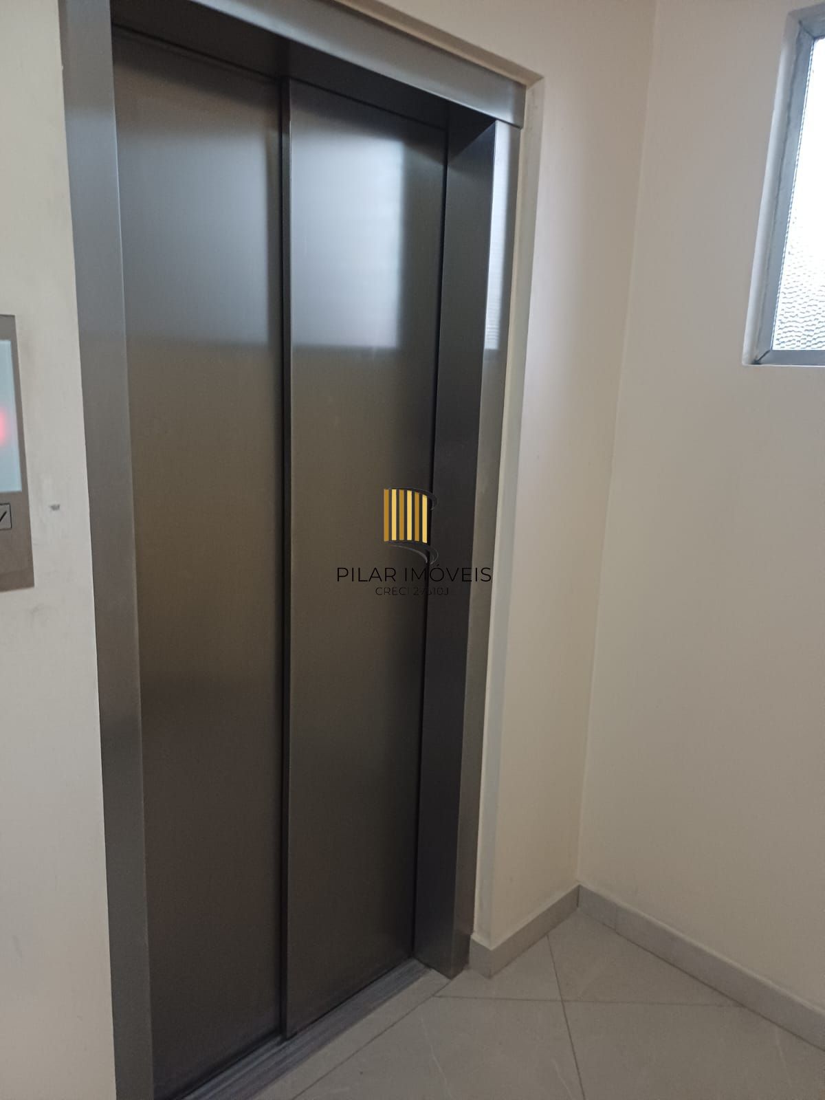 Apartamento 2 dormitórios no bairro Jardim Sabará