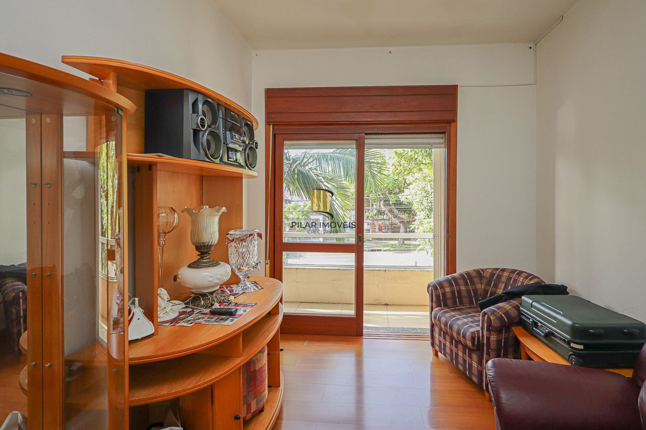 Casa à venda, 3 dormitórios, 316m², 4 vagas de garagem,  Bairro São Geraldo
