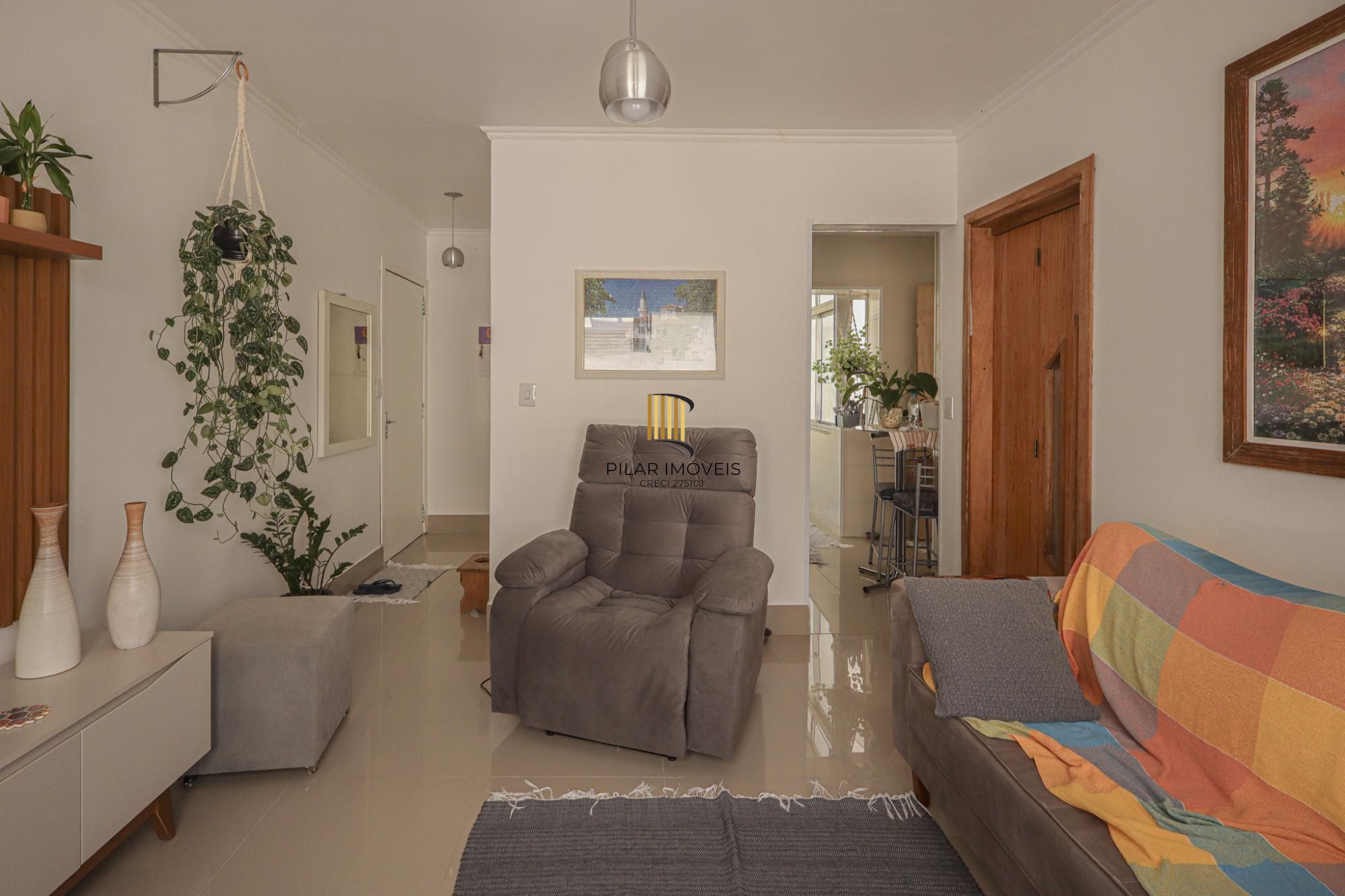 Apto 01 quarto todo reformado no bairro Floresta Porto Alegre/RS