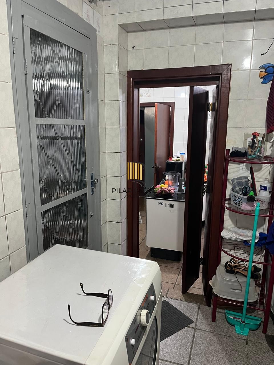 Casa a venda, 3 Quartos, sendo 1 Suíte, Bairro centro Canoas