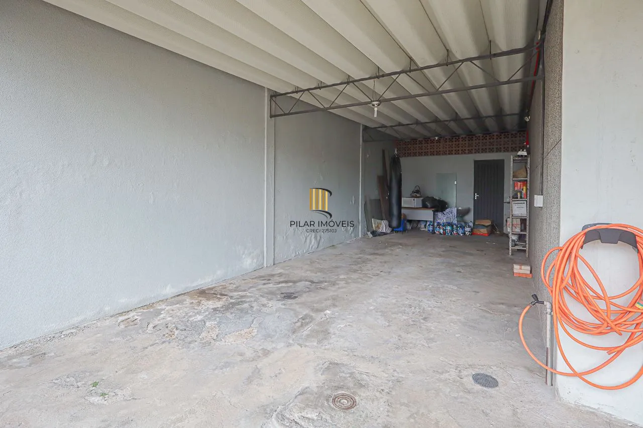 Apartamento cobertura de 03 dormitórios com opção de 05, 03 garagens. Bairro Higienópolis