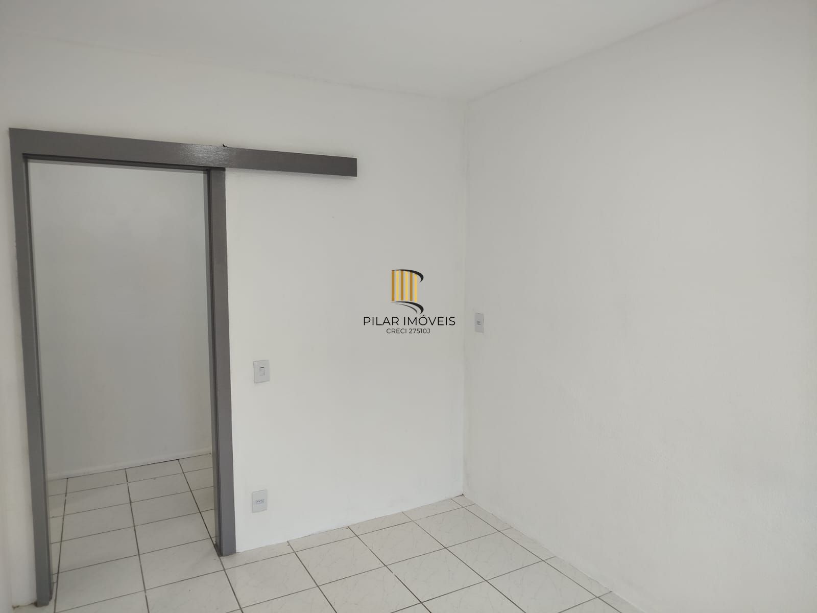 Apartamento 1 dormitório no bairro Morro Santana
