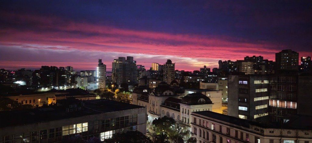 Apartamento 03 dormitórios no Bom Fim em Porto Alegre