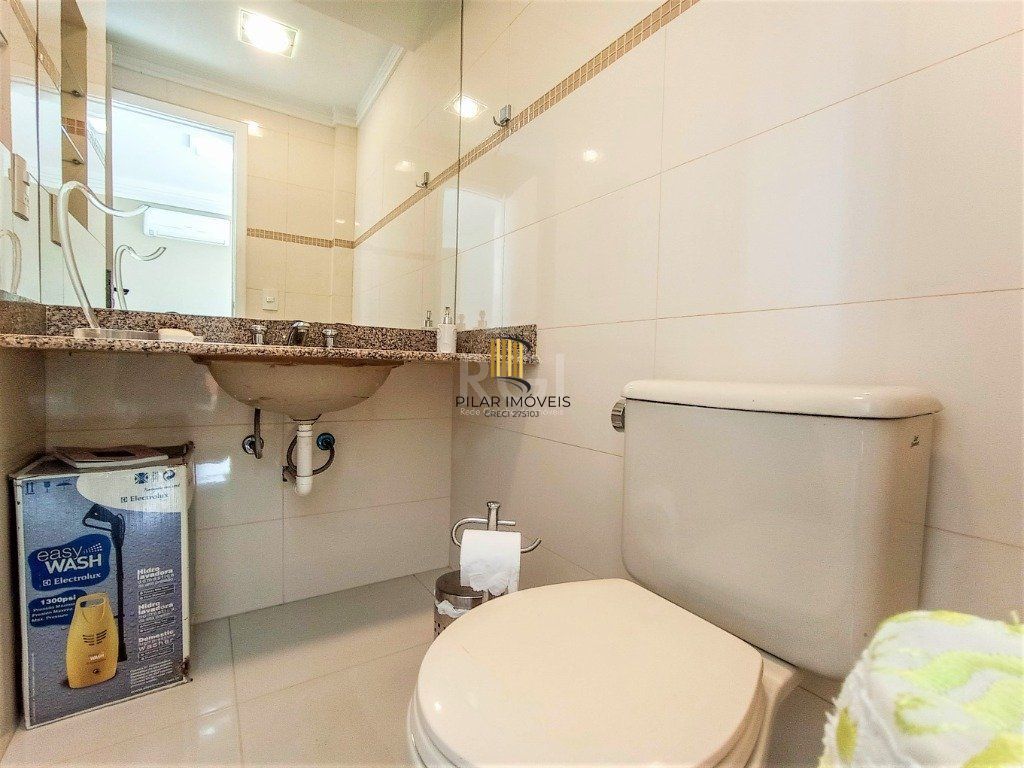 Cobertura para Venda - 174.22m², 2 dormitórios, 2 vagas - Menino Deus
