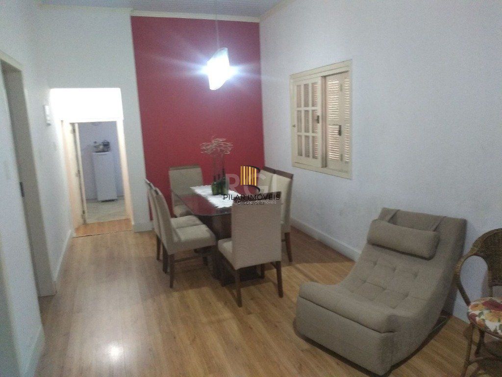Casa para Venda - 200m², 3 dormitórios, sendo 2 suites, 4 vagas - Jardim Itu
