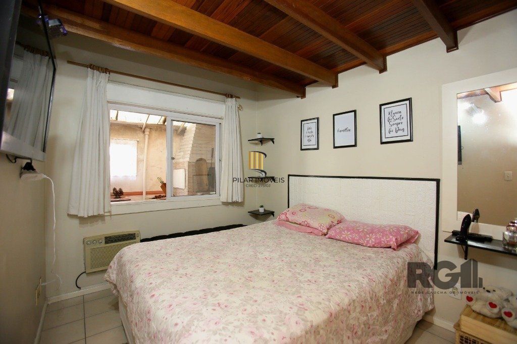 Casa para Venda - 70m², 3 dormitórios, 2 vagas - Jardim Leopoldina