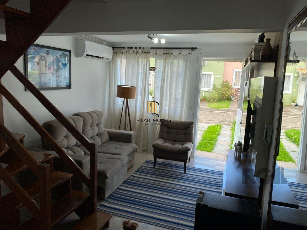 Vendo Casa em Condomínio Com Infra no Bairro Sarandi em Porto Alegre.
