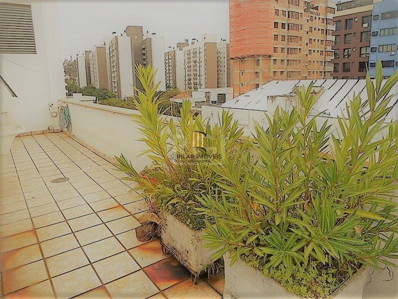 Cobertura para Venda - 166m², 3 dormitórios, sendo 1 suites, 1 vaga - Menino Deus