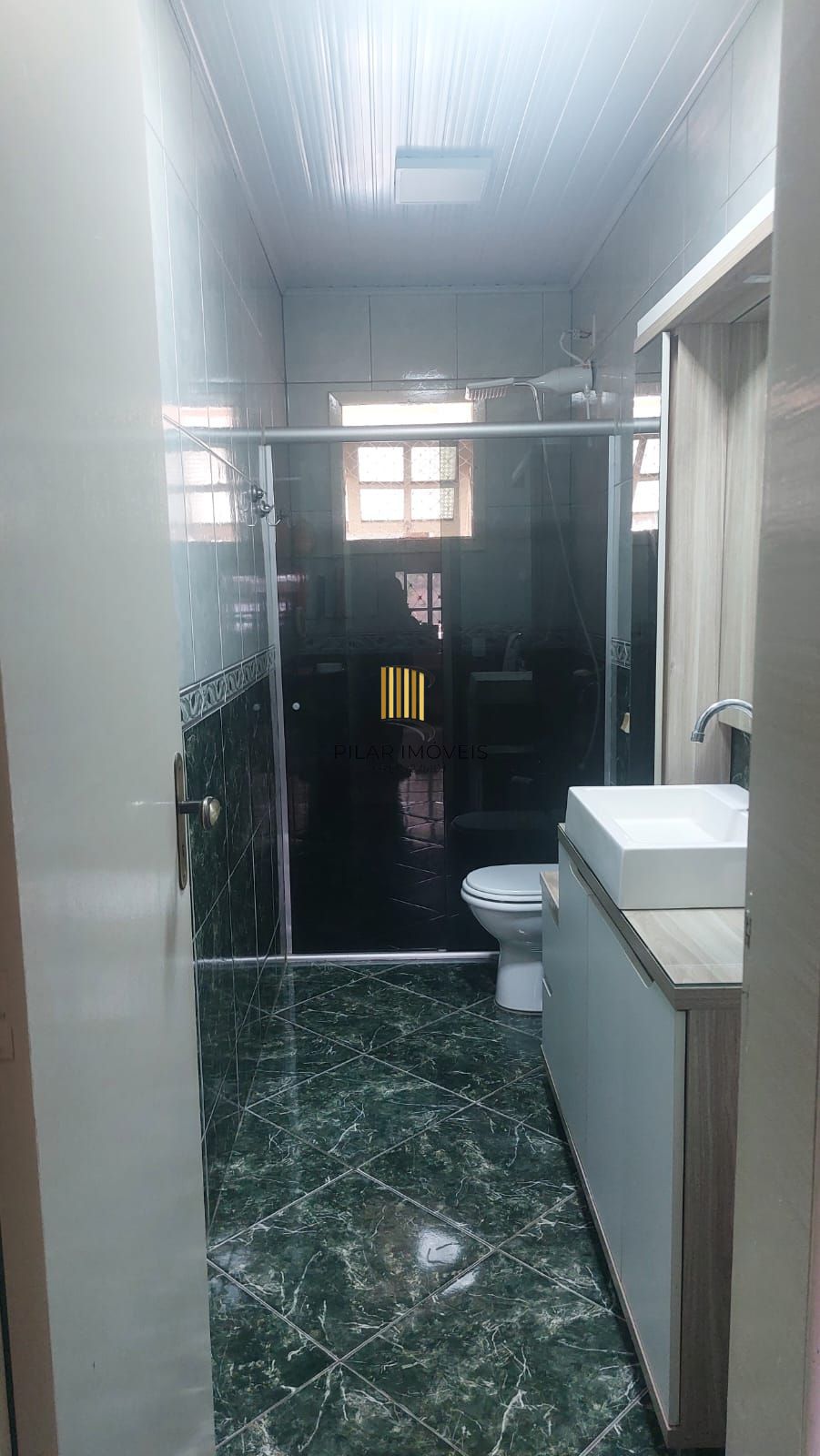 Casa 3 dormitórios no bairro Maria Regina