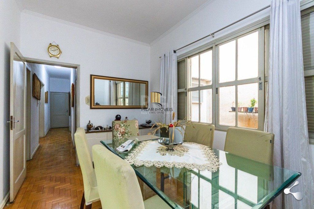 Casa para Venda - 221m², 4 dormitórios, sendo 1 suites, 2 vagas - São Geraldo