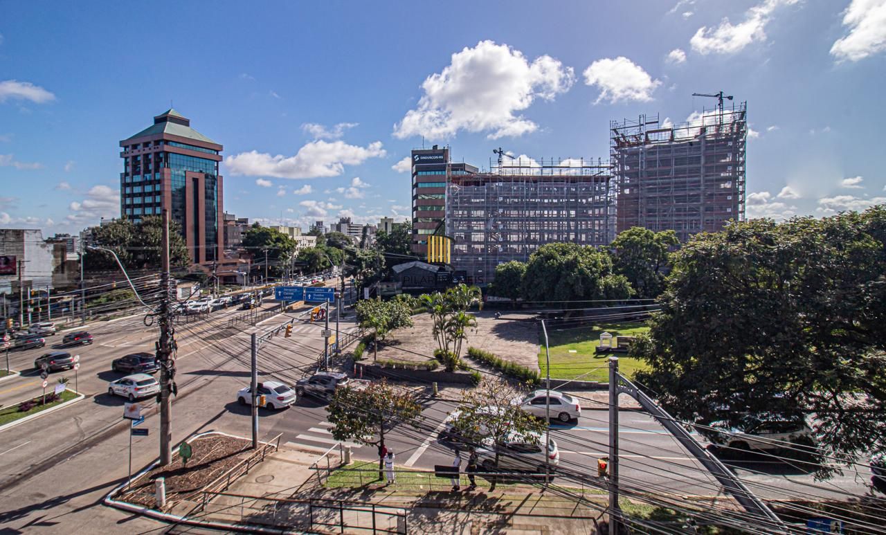 Apartamento à Venda 3 dorm. Vaga de garagem em ótima localização, Boa Vista POA