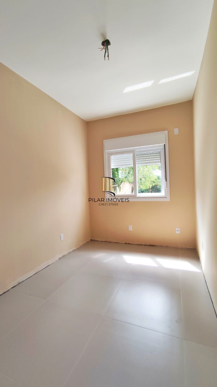 Sobrado 3 dormitórios com suíte à venda no Vila Ipiranga Porto Alegre R$ 820.000