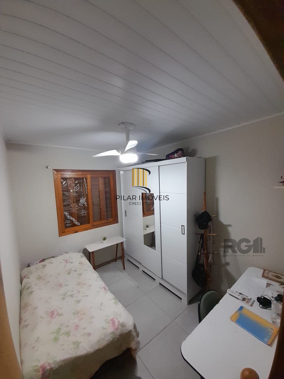 Casa para Venda - 272m², 3 dormitórios, sendo 1 suites, 2vagas - Porto Verde