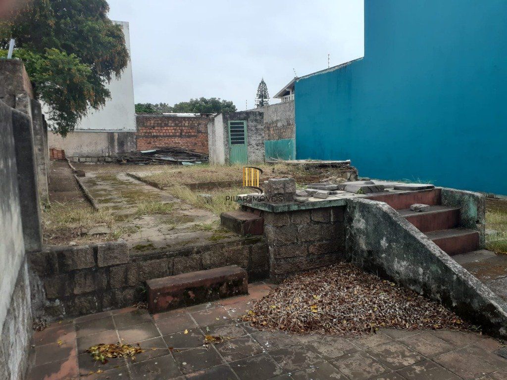 Vendo  terreno  no Bairro Partenon em Porto Alegre.