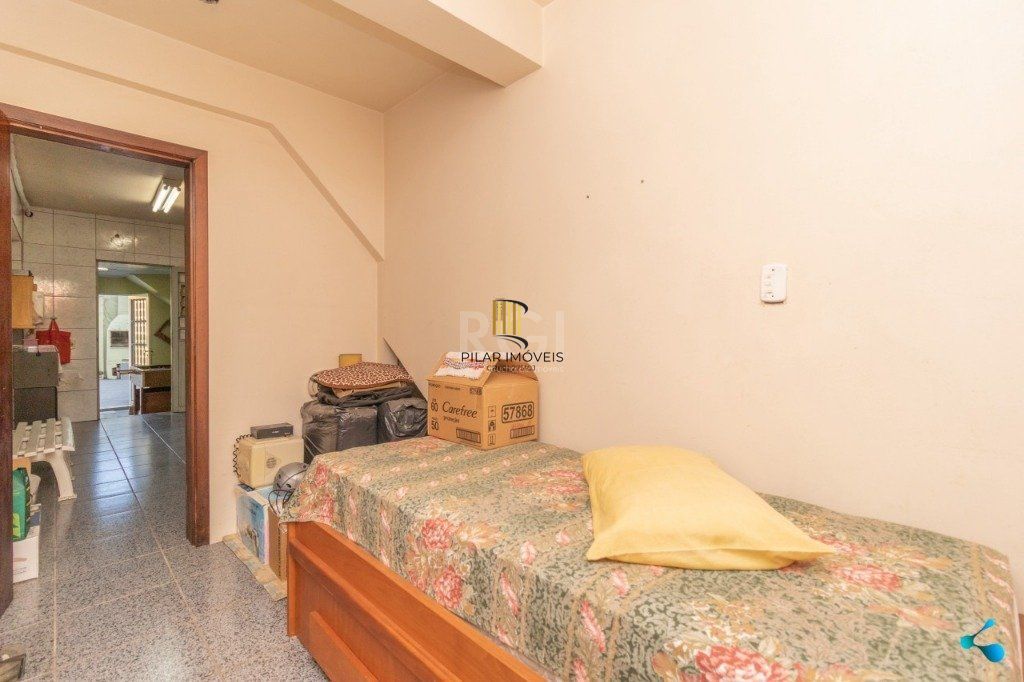 Casa para Venda - 272m², 3 dormitórios, sendo 1 suites, 2 vagas - Sarandi