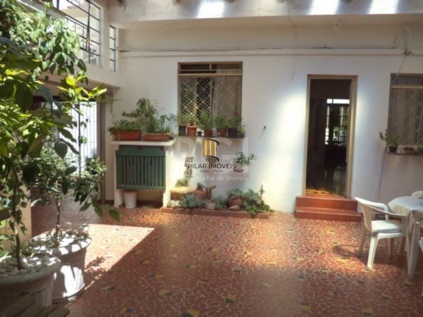 Casa para Venda - 150m², 3 dormitórios, 2 vagas - Santana