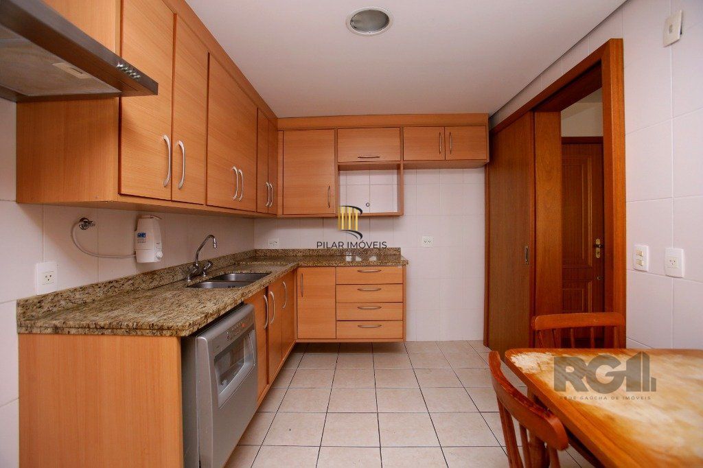 Apartamento 3 dormitórios no bairro Moinhos de Vento